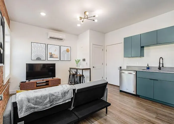Apartment Trendy Loft Escape With Pool Table Bring Your Pets *